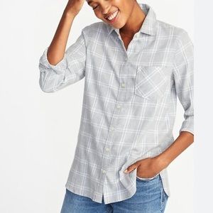 NWT - Women’s Old Navy Grey Plaid Flannel Shirt - Medium